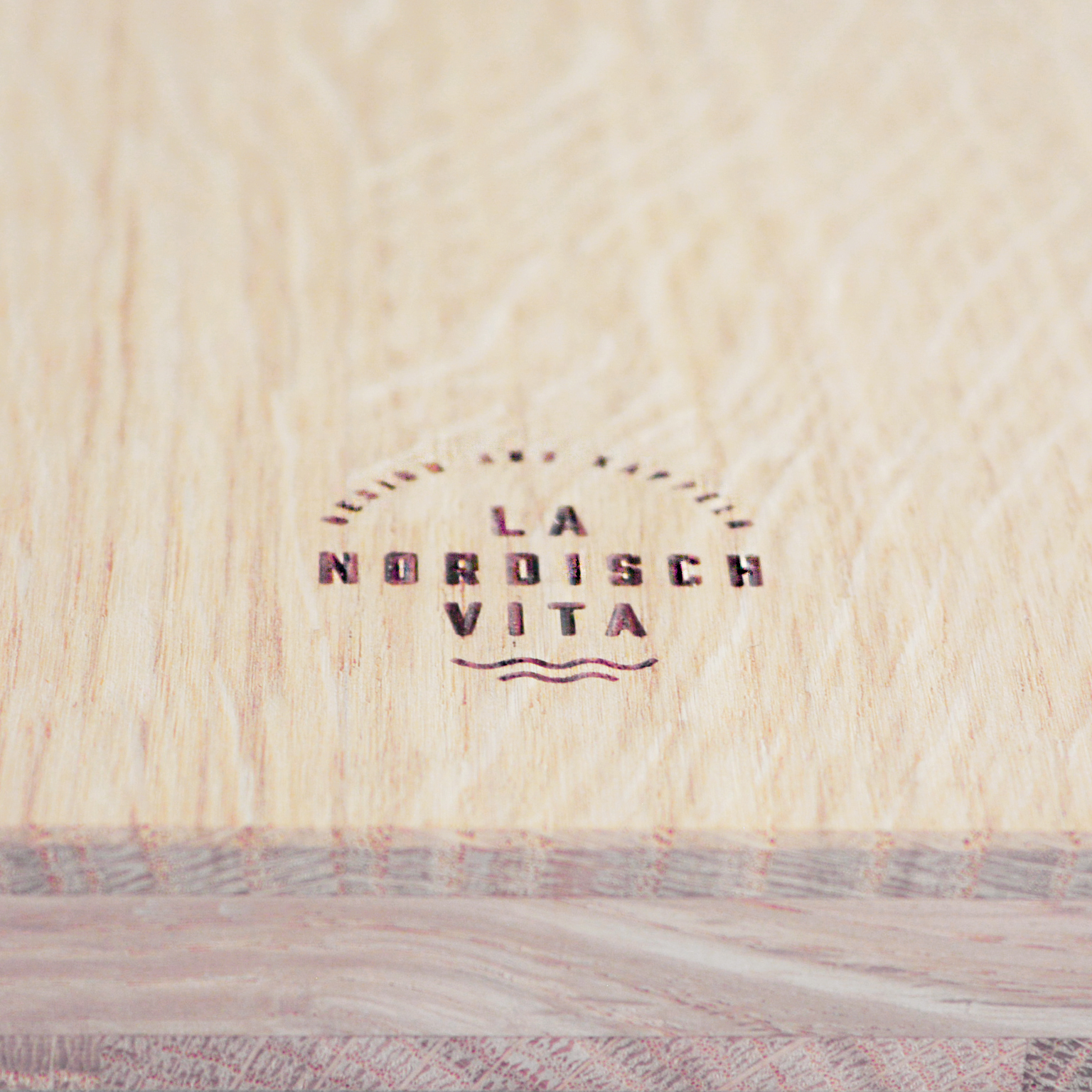 Schneide- und Servierbrett " LA NORDISCH VITA"