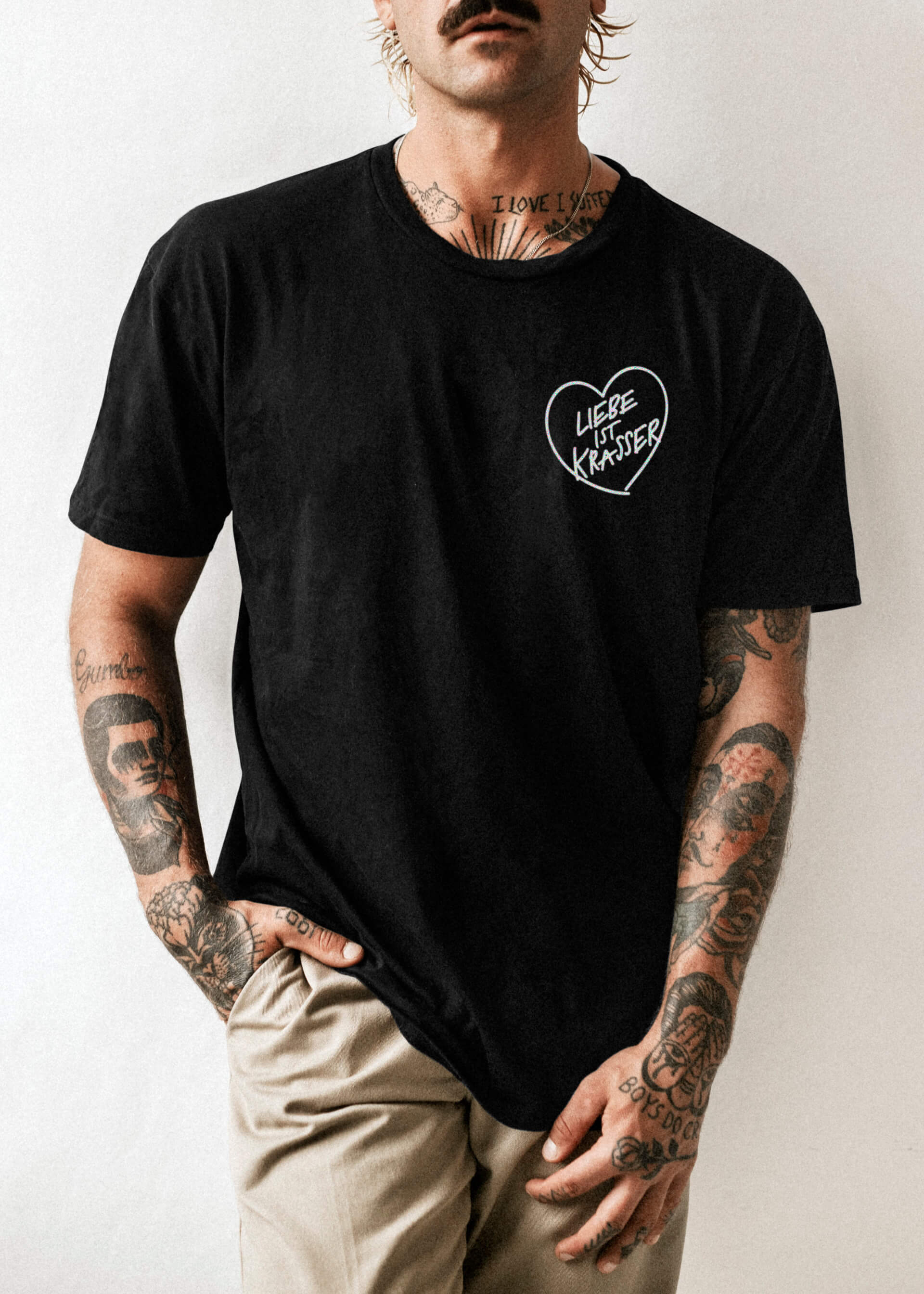 Shirt, Liebe ist krasser, schwarz